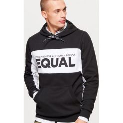 Bluza z kolekcji EQUAL - Czarny. Bluzy nierozpinane męskie marki Cropp. W wyprzedaży za 99.99 zł.
