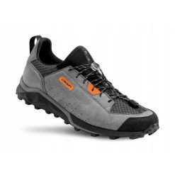 Buty trekkingowe Crispi Attiva. Szare buty trekkingowe męskie Crispi, bez wzorów, sportowe, bez obcasa, bez zapięcia. Za 1,200.00 zł.