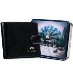 Czarny, duży portfel męski wykonany ze skóry naturalnej i zamykany na zatrzask - Peterson. Czarne portfele męskie Peterson, bez wzorów, ze skóry. Za 129.99 zł.