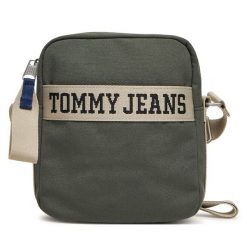 Saszetka Tommy Jeans. Brązowe saszetki męskie Tommy Jeans, bez wzorów, z jeansu, młodzieżowe, małe. Za 159.99 zł.