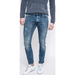Wrangler - Jeansy Larston BlueE Goods. Jeansy męskie marki Wrangler. W wyprzedaży za 269.90 zł.