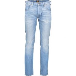 Dżinsy "Daren" - Regular fit - w kolorze błękitnym. Niebieskie jeansy męskie Lee, z aplikacjami, klasyczne. W wyprzedaży za 175.95 zł.