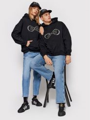 2005 Bluza Unisex Forever Czarny Regular Fit. Czarne bluzy nierozpinane męskie 2005, m, bez wzorów, z bawełny, bez ramiączek, bez kaptura. Za 299.99 zł.