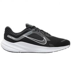 Buty do biegania męskie Nike Quest 5. Czarne buty do biegania męskie Nike, bez wzorów, z materiału, bez zapięcia, do biegania. Za 331.00 zł.