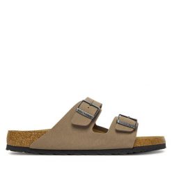Klapki Birkenstock. Brązowe klapki i japonki męskie Birkenstock, bez wzorów. Za 379.99 zł.