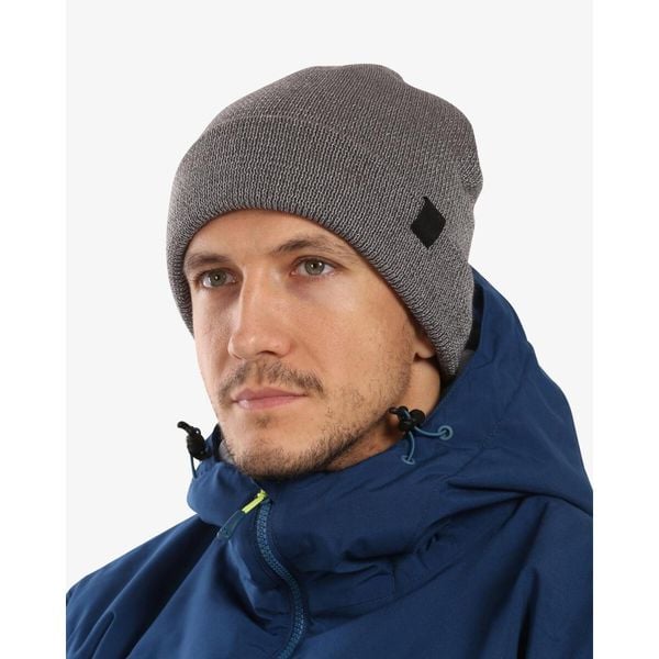 Czapka Kilpi Reflec. Szare czapki męskie Kilpi, na zimę, bez wzorów, z wełny, eleganckie. Za 70.90 zł.