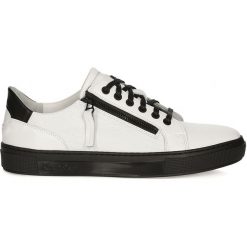 Białe trampki męskie. Buty sportowe na co dzień męskie marki Kazar. Za 449.00 zł.