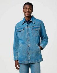 MESKA KURTKA JEANSOWA WRANGLER WRANGE JACKET IRON FORGE 112371445. Kurtki męskie Wrangler, m, bez wzorów, z jeansu, bez ramiączek, bez kaptura. Za 389.99 zł.
