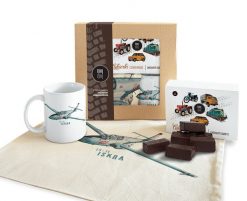 Iskra — paczka (Zawartość paczki: koszulka - torba - kubek - słodycze; Rozmiar koszulki / bluzy: XS (męska); Kolor koszulki / bluzy: czarny; Rodzaj na. Czarne bluzy nierozpinane męskie nikiniki, l, bez wzorów, z bawełny, eleganckie, bez ramiączek, bez kaptura. Za 179.00 zł.