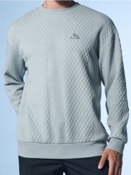 Strukturalna bluza crewneck z haftem - błękitny. Niebieskie bluzy nierozpinane męskie Sinsay, l, bez wzorów, bez ramiączek, bez kaptura. Za 49.99 zł.
