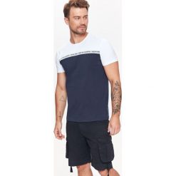 T-SHIRT MĘSKI Z ŁĄCZONYMI KOLORAMI. T-shirty męskie TOP SECRET. W wyprzedaży za 9.99 zł.