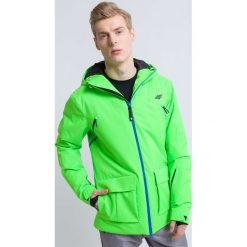 Kurtka narciarska męska KUMN162 - zielony neon. Kurtki narciarskie i snowboardowe męskie marki 4f. W wyprzedaży za 999.99 zł.