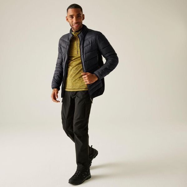 Kurtka męska hybrydowa Leedre. Brązowe kurtki męskie Regatta, l, bez wzorów, z puchu, sportowe, bez ramiączek, bez kaptura. Za 239.99 zł.