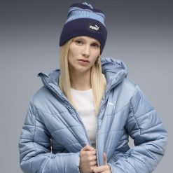 Czapka beanie średniej głębokości Essentials z pomponem PUMA Navy Mix Blue. Niebieskie czapki męskie Puma, bez wzorów, eleganckie. Za 89.00 zł.
