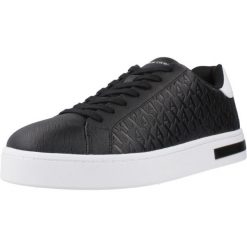 Buty ARMANI EXCHANGE XM000140 AF1191 Czarny. Czarne buty trekkingowe męskie Armani Exchange, bez wzorów, z syntetyku, bez zapięcia. Za 637.90 zł.