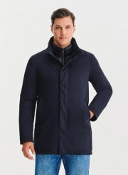 PAKO LORENTE – Granatowa kurtka z odpinanym kołnierzem. Kurtki męskie Pako Lorente, na jesień, bez wzorów, bez ramiączek, bez kaptura. Za 349.99 zł.