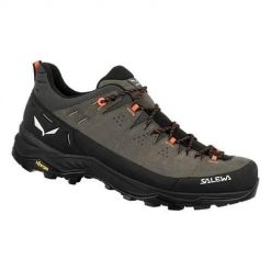 Buty trekkingowe męskie Salewa Alp Trainer 2. Brązowe buty trekkingowe męskie Salewa, bez wzorów, z materiału, bez zapięcia, trekkingowe. Za 859.00 zł.