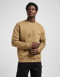 MESKA BLUZA LEE WW ESSENTIAL CREW DARK KHAKI 112372357. Brązowe bluzy nierozpinane męskie Lee, m, bez wzorów, bez ramiączek, bez kaptura. Za 169.99 zł.