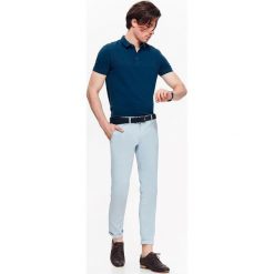 T-SHIRT POLO MĘSKI Z ŁĄCZONYCH DZIANIN. Koszulki polo męskie TOP SECRET. W wyprzedaży za 29.99 zł.