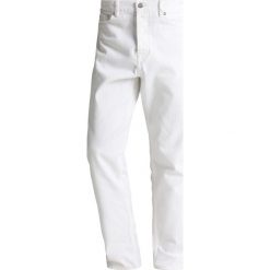 Samsøe & Samsøe CRAIG JEAN Jeansy Straight Leg white denim. Jeansy męskie marki Samsøe & Samsøe. Za 499.00 zł.