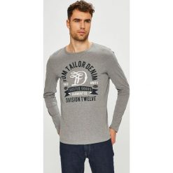 Tom Tailor Denim - Longsleeve. Szare koszulki męskie z długim rękawem marki Tom Tailor Denim, z nadrukiem, z bawełny, z okrągłym kołnierzem, z długim rękawem. W wyprzedaży za 59.90 zł.