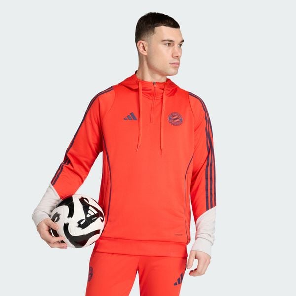 Bluza Z Kapturem Fc Bayern 25/26. Czerwone bluzy nierozpinane męskie ADIDAS, bez wzorów, z kapturem. Za 279.00 zł.