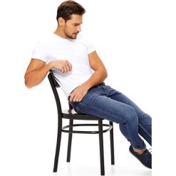T-SHIRT MĘSKI W SEREK Z ELASTYCZNEJ DZIANINY. T-shirty męskie marki TOP SECRET. W wyprzedaży za 14.99 zł.