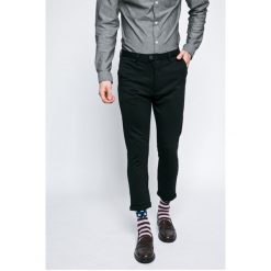 Casual Friday - Spodnie. Spodnie na co dzień męskie marki Casual Friday. W wyprzedaży za 89.90 zł.
