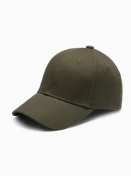 Jednokolorowa męska czapka z daszkiem bejsbolówka – khaki V5. Brązowe czapki męskie Ombre Clothing, bez wzorów, z bawełny, klasyczne. W wyprzedaży za 74.99 zł.
