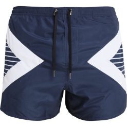 Neil Barrett MODERNIST STRIPES Szorty kąpielowe navy/white. Kąpielówki męskie marki Neil Barrett. W wyprzedaży za 351.60 zł.