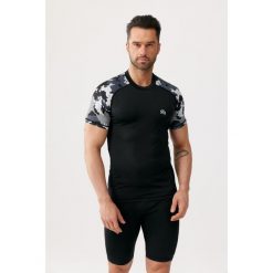 Koszulka termoaktywna fitness męska Rough Radical moro Furious Army. Czarne bielizna termoaktywna męska ROUGH RADICAL, m, bez wzorów, bez ramiączek, na fitness i siłownię. W wyprzedaży za 84.92 zł.