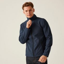 Softshell roboczy męski Octagon. Niebieskie kurtki softshell męskie Regatta, m, bez wzorów, z softshellu, bez kaptura, trekkingowe. W wyprzedaży za 219.99 zł.