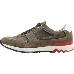 Floris van Bommel BIGGI Sneakersy niskie olive. Brązowe buty sportowe na co dzień męskie Floris van Bommel, z materiału. W wyprzedaży za 545.35 zł.