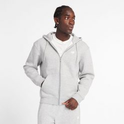 Bluza męska New Balance MJ43902AG – szara. Szare bluzy nierozpinane męskie New Balance, m, bez wzorów, z bawełny, klasyczne, bez ramiączek, z kapturem. Za 279.99 zł.