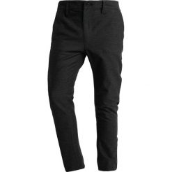 GStar BRONSON TAPERED CHINO Chinosy dark black heather. Eleganckie spodnie męskie marki G-Star. Za 559.00 zł.