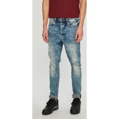 Only & Sons - Jeansy. Niebieskie jeansy męskie Only & Sons, bez wzorów, z bawełny. W wyprzedaży za 49.90 zł.