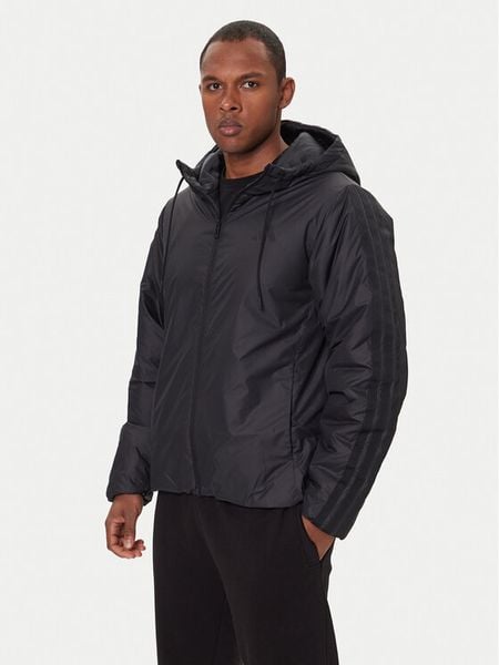 Adidas Kurtka zimowa Essentials Climawarm 3-Stripes KB8149 Czarny Regular Fit. Czarne kurtki męskie ADIDAS, na zimę, m, bez wzorów, z syntetyku, bez ramiączek, bez kaptura. Za 249.99 zł.
