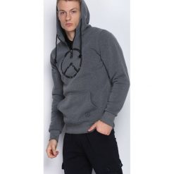 Szara Bluza No Regrets. Bluzy nierozpinane męskie marki Born2be. Za 49.99 zł.
