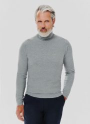 PAKO LORENTE – Szary gładki golf męski. Szare swetry męskie Pako Lorente, bez wzorów, z bawełny, bez kołnierzyka, bez ramiączek. Za 79.99 zł.