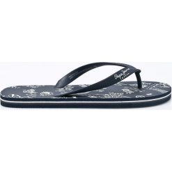 Pepe Jeans - Japonki Swimming Street. Szare klapki i japonki męskie Pepe Jeans, z jeansu. W wyprzedaży za 69.90 zł.