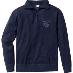 Sweter ze stójką Regular Fit bonprix ciemnoniebieski. Swetry męskie marki bonprix. Za 49.99 zł.