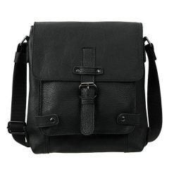 Męska torba na ramię Canaletto – miękka skóra licowa i niklowane detale TM253. Czarne torby męskie na ramię bez wzorów, ze skóry, eleganckie, na ramię. Za 299.25 zł.