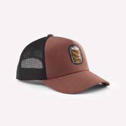 Czapka turystyczna z daszkiem Trucker 500. Brązowe czapki męskie FORCLAZ, bez wzorów, z elastanu, sportowe. Za 69.99 zł.