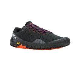 Buty do biegania męskie Merrell Vapor Glove 6. Czarne buty do biegania męskie Merrell, bez wzorów, z materiału, bez zapięcia, do biegania. Za 606.00 zł.