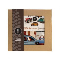Fiat 500 — paczka (Zawartość paczki: koszulka, torba, kubek, słodycze; Rozmiar koszulki / bluzy: XXL (męska); Kolor koszulki / bluzy: jasnoszary melan. Szare bluzy nierozpinane męskie nikiniki, m, bez wzorów, z bawełny, eleganckie, bez ramiączek, bez kaptura. Za 169.00 zł.