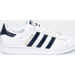 Adidas Originals - Buty Superstar. Szare buty sportowe na co dzień męskie Adidas Originals, z materiału, sportowe. W wyprzedaży za 319.90 zł.