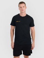 4F T-shirt regular z nadrukiem męski - czarny L. Czarne t-shirty sportowe męskie 4f, l, bez wzorów, z bawełny, klasyczne, bez ramiączek. W wyprzedaży za 59.99 zł.