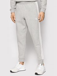 Adidas Spodnie dresowe Classics GN3530 Szary Fitted Fit. Szare spodnie dresowe męskie ADIDAS, bez wzorów, z bawełny. Za 219.99 zł.