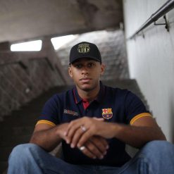 FC Barcelona polo męskie. Niebieskie koszulki polo męskie FC Barcelona, m, bez wzorów, z bawełny, sportowe, bez kołnierzyka, bez ramiączek. Za 177.99 zł.