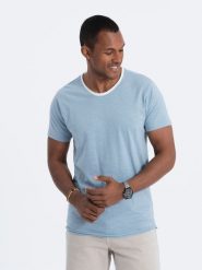 T-shirt męski z surowym wykończeniem – niebieski V4 - Rozmiar: S. Niebieskie t-shirty męskie Ombre Clothing, l, z aplikacjami, z bawełny, bez kołnierzyka, bez ramiączek. W wyprzedaży za 19.99 zł.